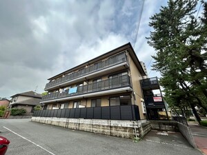 パインコ－ト松籟通り外観写真