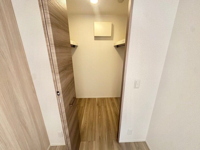 物件内観写真12　(収納)