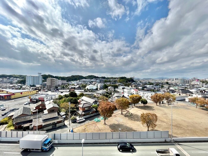 物件内観写真21　(室内からの展望)