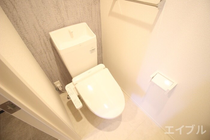 物件内観写真14　(トイレ)