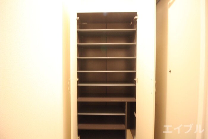 物件内観写真16　(靴箱)