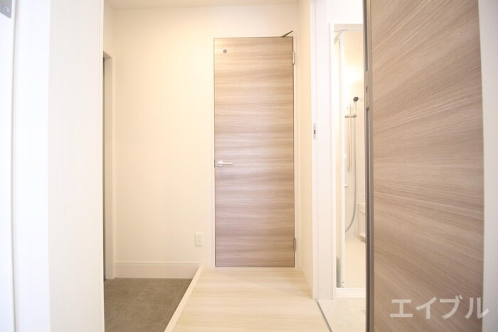 物件内観写真16　(廊下)