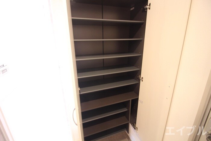 物件内観写真17　(靴箱)