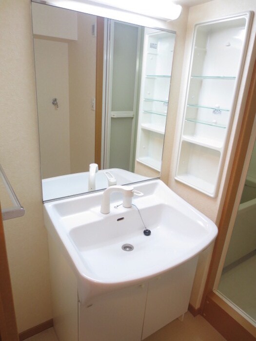 物件内観写真12　(洗面)