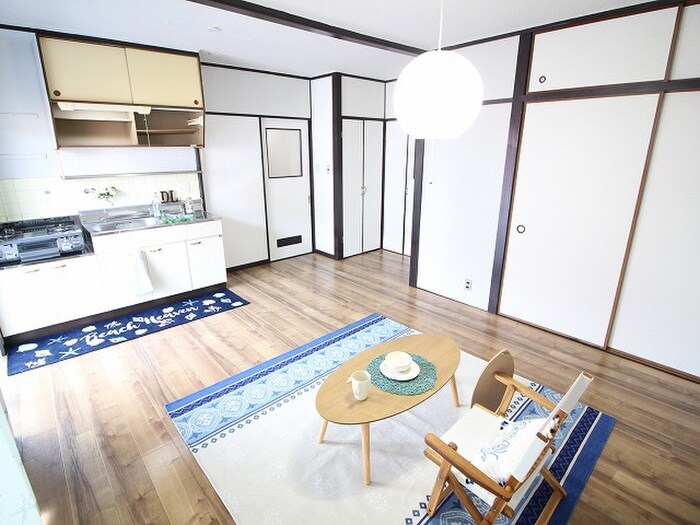 物件内観写真4　(居室)