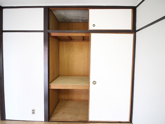物件内観写真8　(収納)