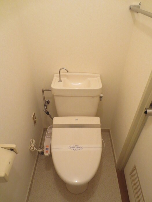 物件内観写真12　(トイレ)