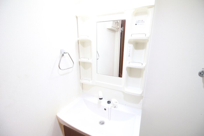 物件内観写真11　(洗面)