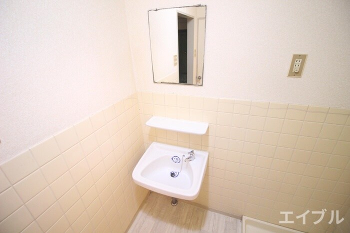 物件内観写真12　(洗面)