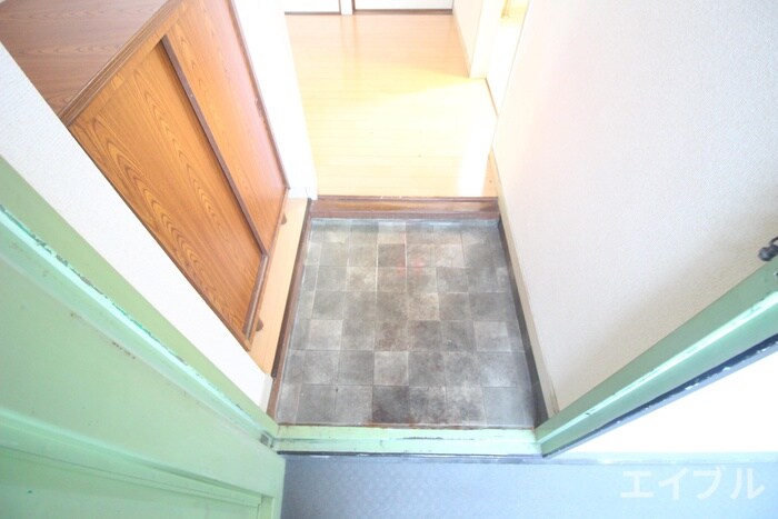 物件内観写真17　(玄関)