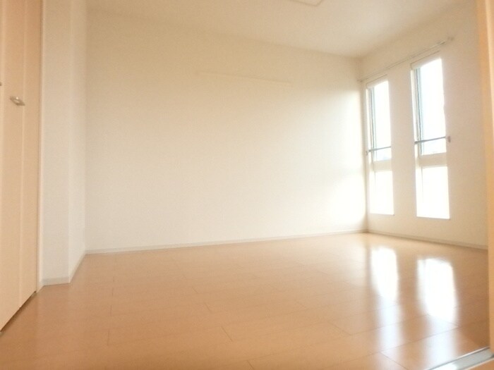 物件内観写真10　(内観写真)