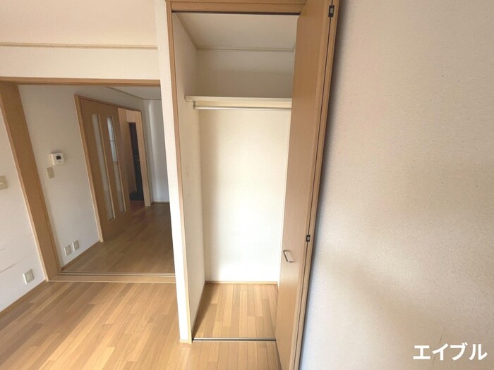 物件内観写真10　(収納)