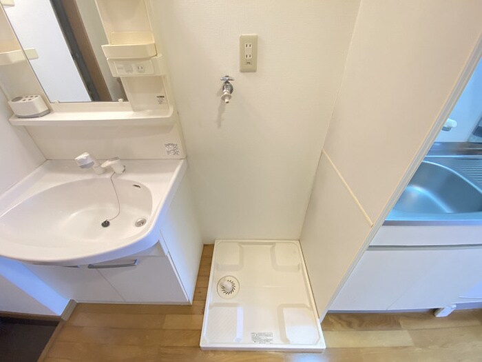 物件内観写真9　(洗面)