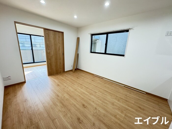 物件内観写真18　(居室)