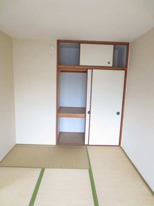 物件内観写真10　(収納)