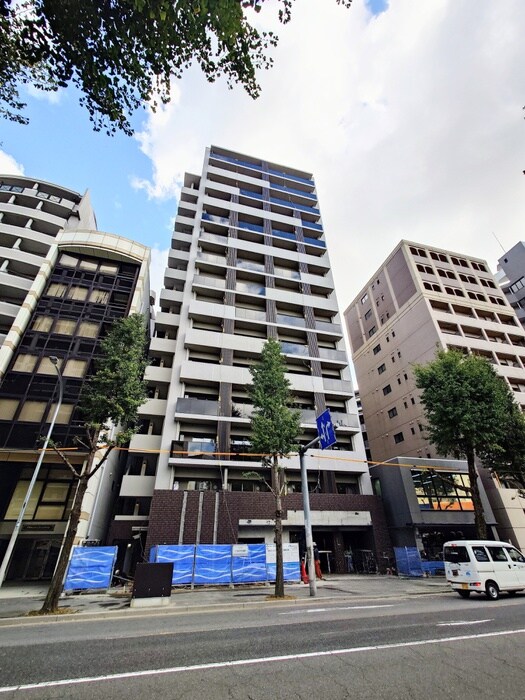 物件外観写真2　(建築中)