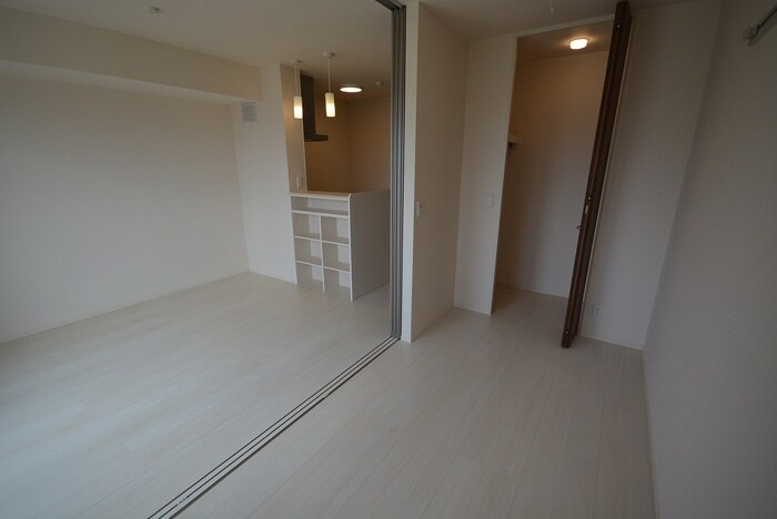 物件内観写真6　(居室)