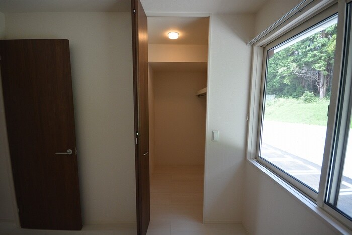 物件内観写真8　(収納)