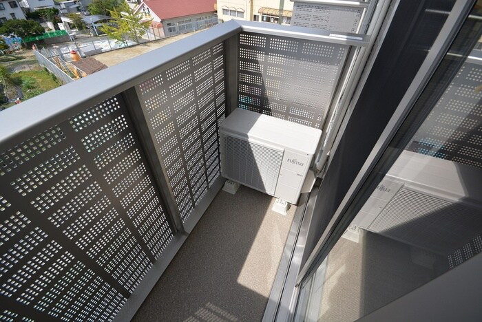 物件内観写真13　(ベランダ・バルコニー)