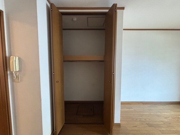 物件内観写真13　(収納)