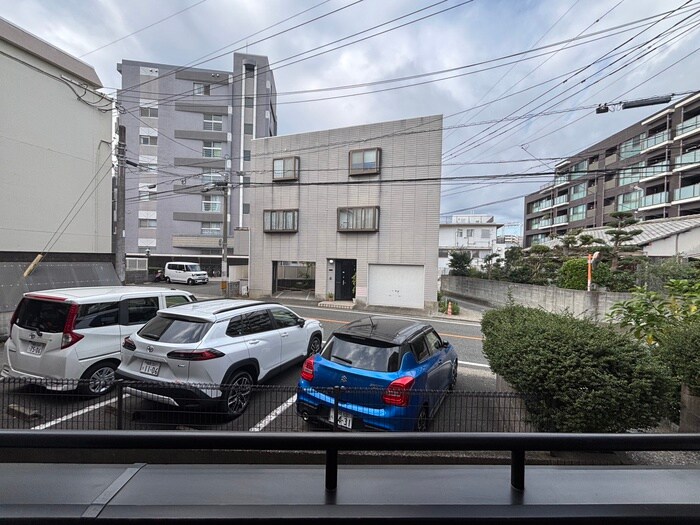 物件内観写真22　(室内からの展望)