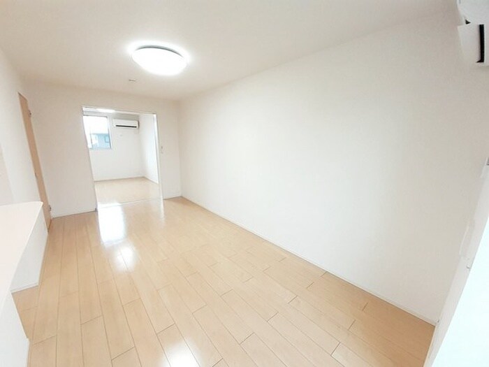 物件内観写真18　(居室)