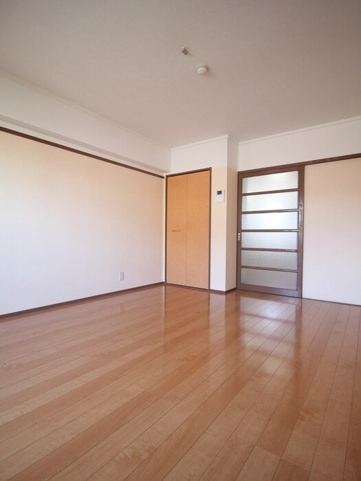 物件内観写真6　(居室)