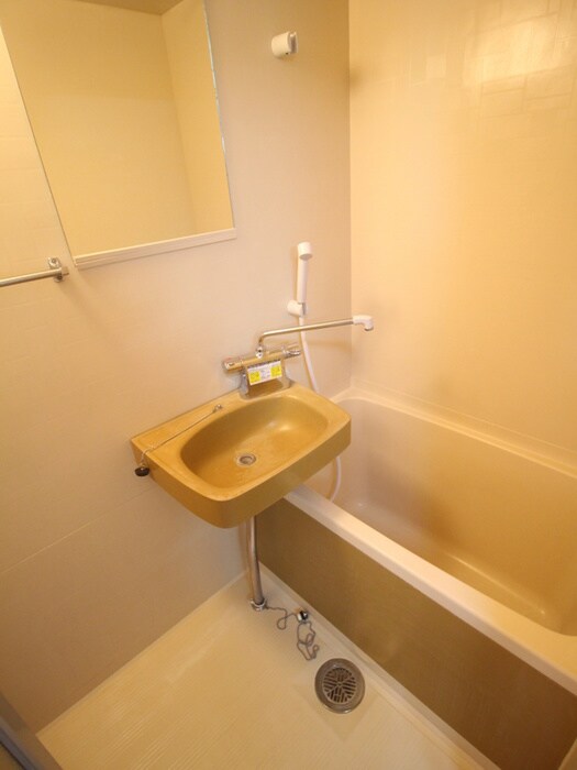 物件内観写真8　(バス／シャワールーム等)