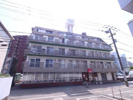 ｴﾒﾗﾙﾄﾞﾏﾝｼｮﾝ三萩野(404)外観写真