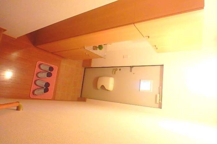 物件内観写真14　(玄関)