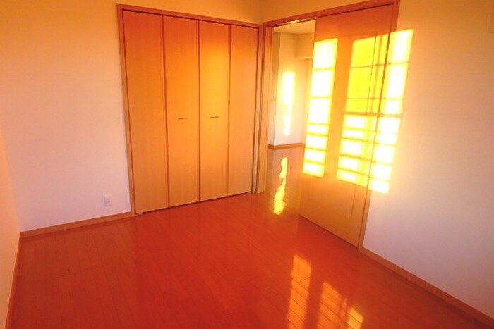 物件内観写真15　(居室)