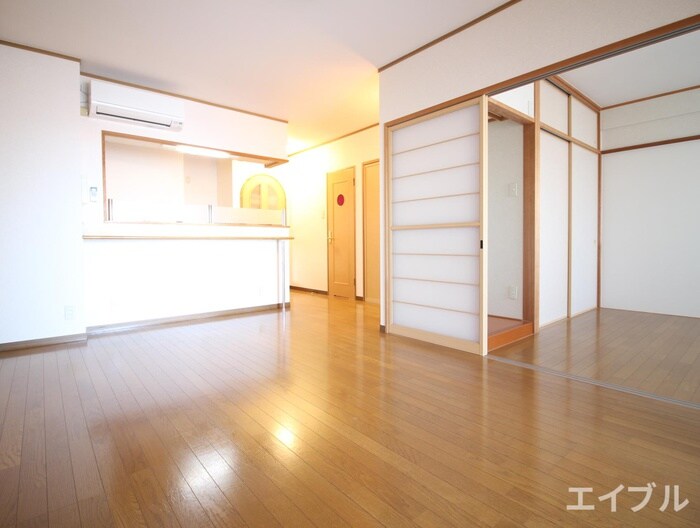 物件内観写真7　(居室)