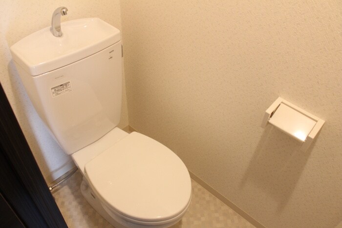 物件内観写真14　(トイレ)