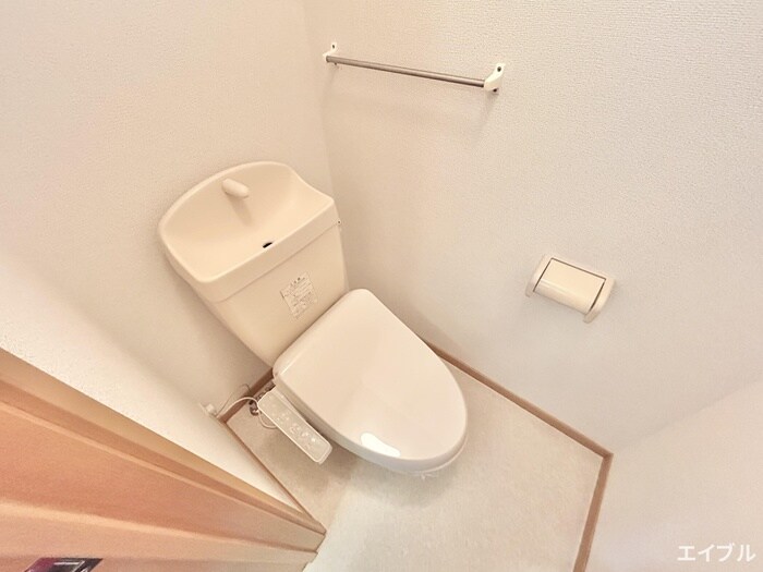 物件内観写真8　(トイレ)