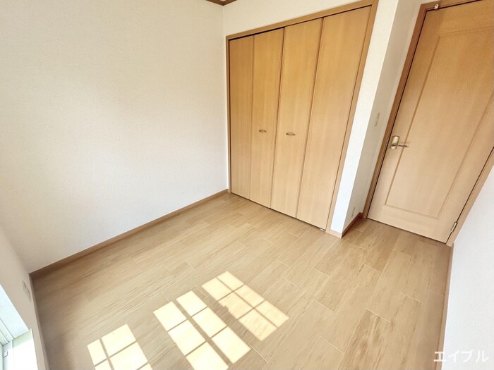 物件内観写真9　(居室)