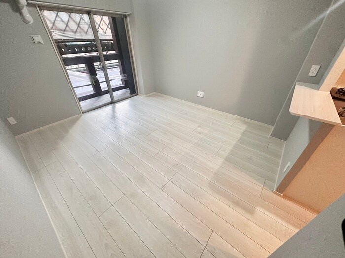 物件内観写真3　(居室)