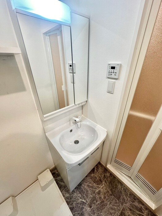 物件内観写真6　(洗面)