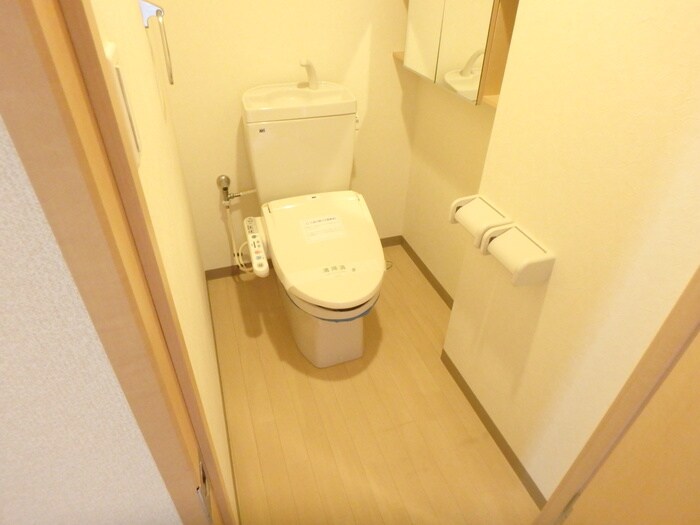 物件内観写真9　(トイレ)