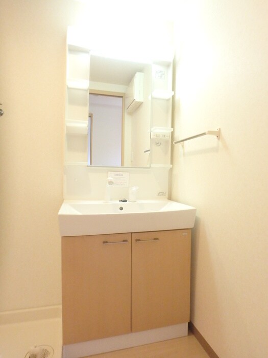 物件内観写真10　(洗面)