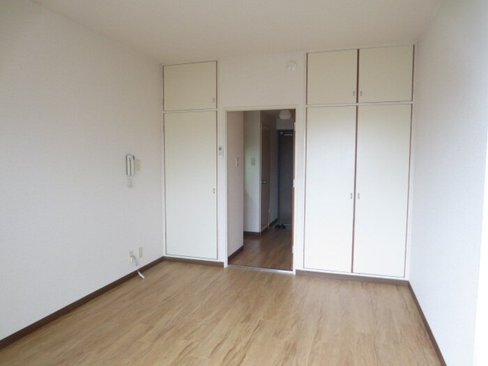 物件内観写真18　(居室)