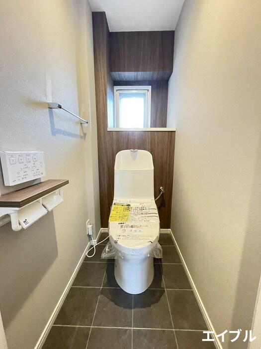 物件内観写真9　(トイレ)