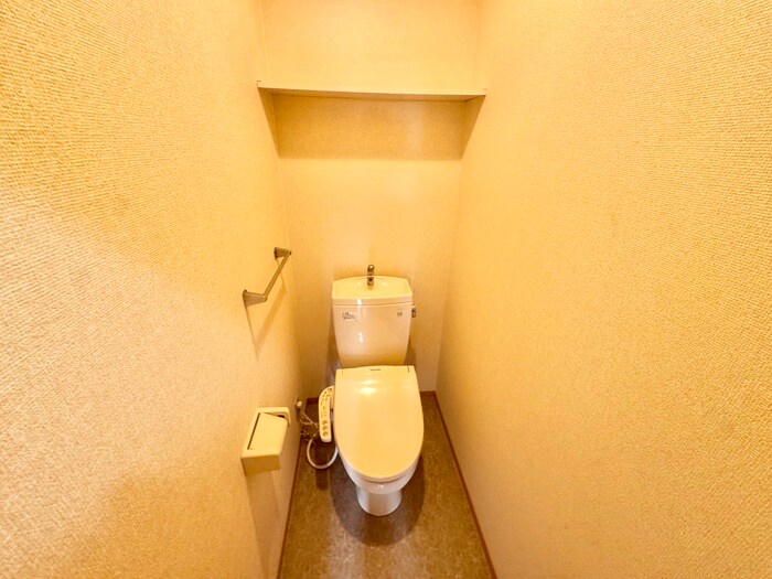 物件内観写真8　(トイレ)
