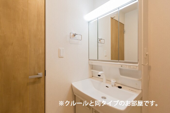 物件内観写真6　(洗面)