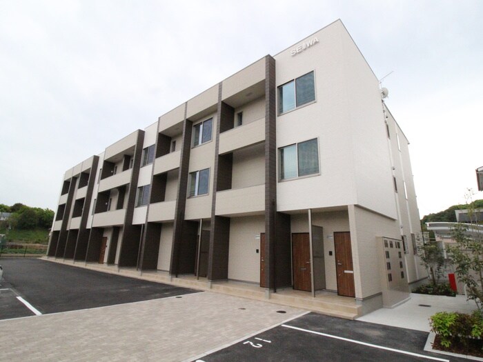 物件外観写真1　(外観写真)