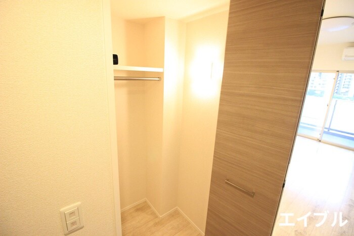 物件内観写真11　(収納)