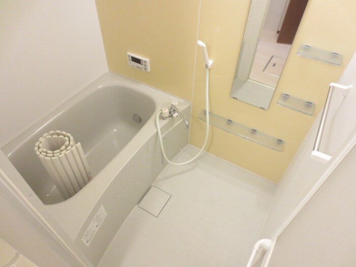 物件内観写真9　(バス／シャワールーム等)