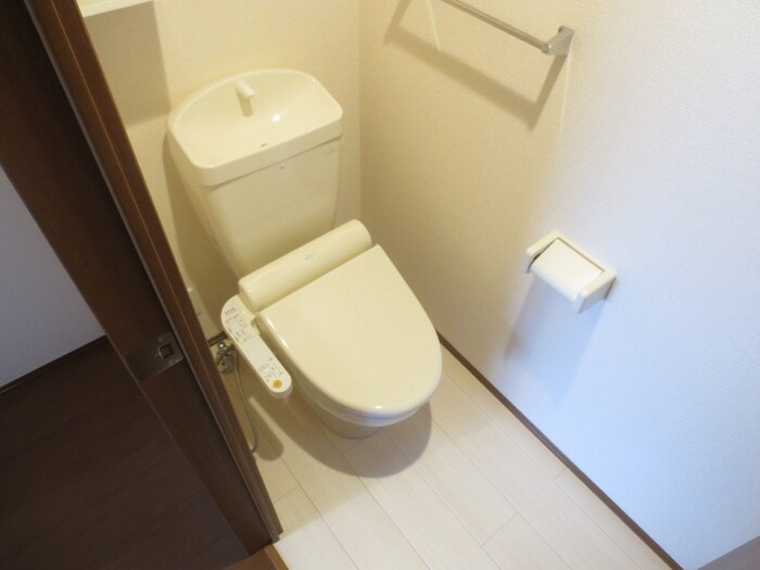 物件内観写真10　(トイレ)