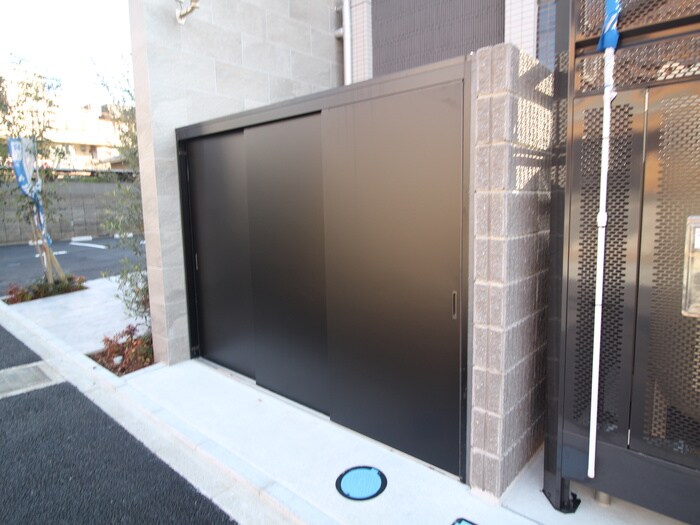 物件外観写真4　(建物設備)