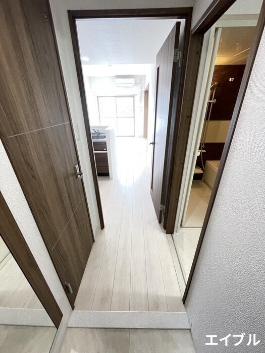 物件内観写真21　(玄関)