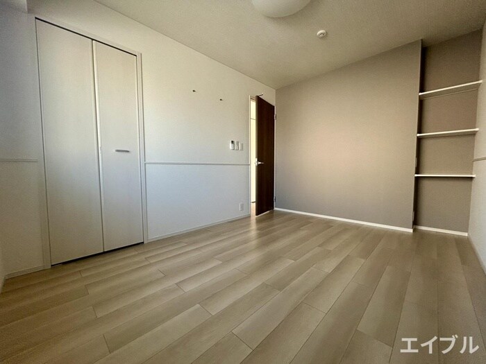 物件内観写真8　(居室)